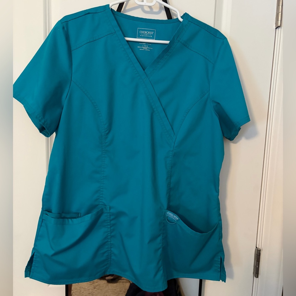 Cherokee Scrub Top Teal Size L